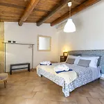 Antica Aia Con Piscina Вилла *