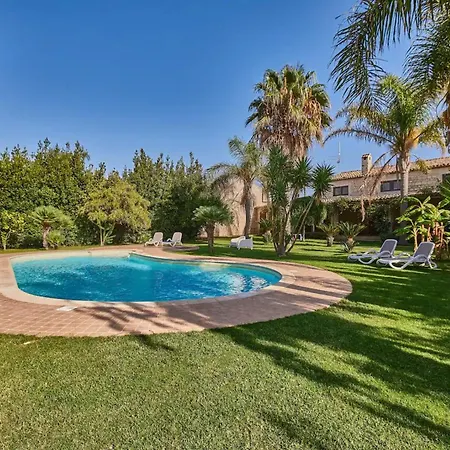 Villa Antica Aia Con Piscina *