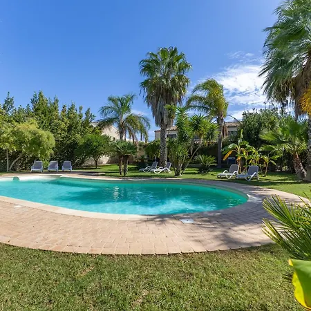 Antica Aia Con Piscina * Scicli